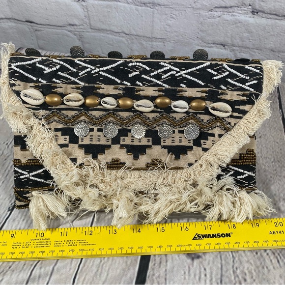 Express Patterned Fabric Shell Clutch Purse - Picture 2 of 7